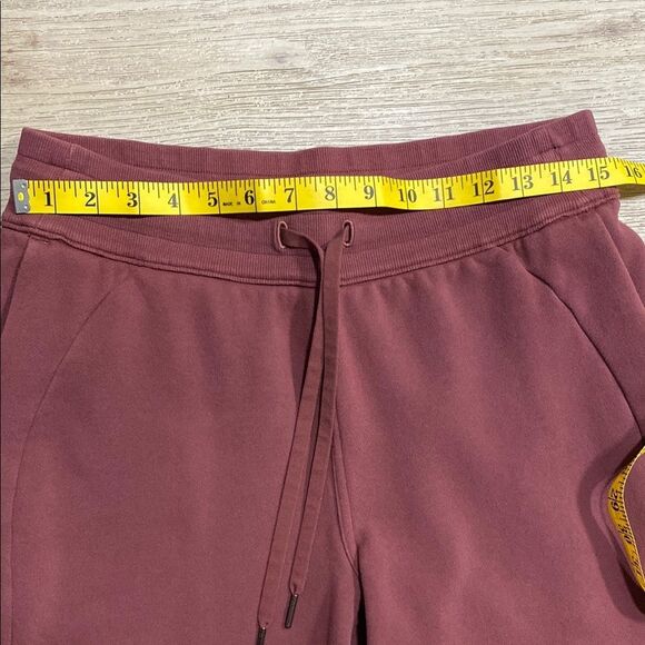 Lululemon Scuba High-Rise Jogger Red Merlot Cotton Fleece Size 8 - Picture 11 of 16